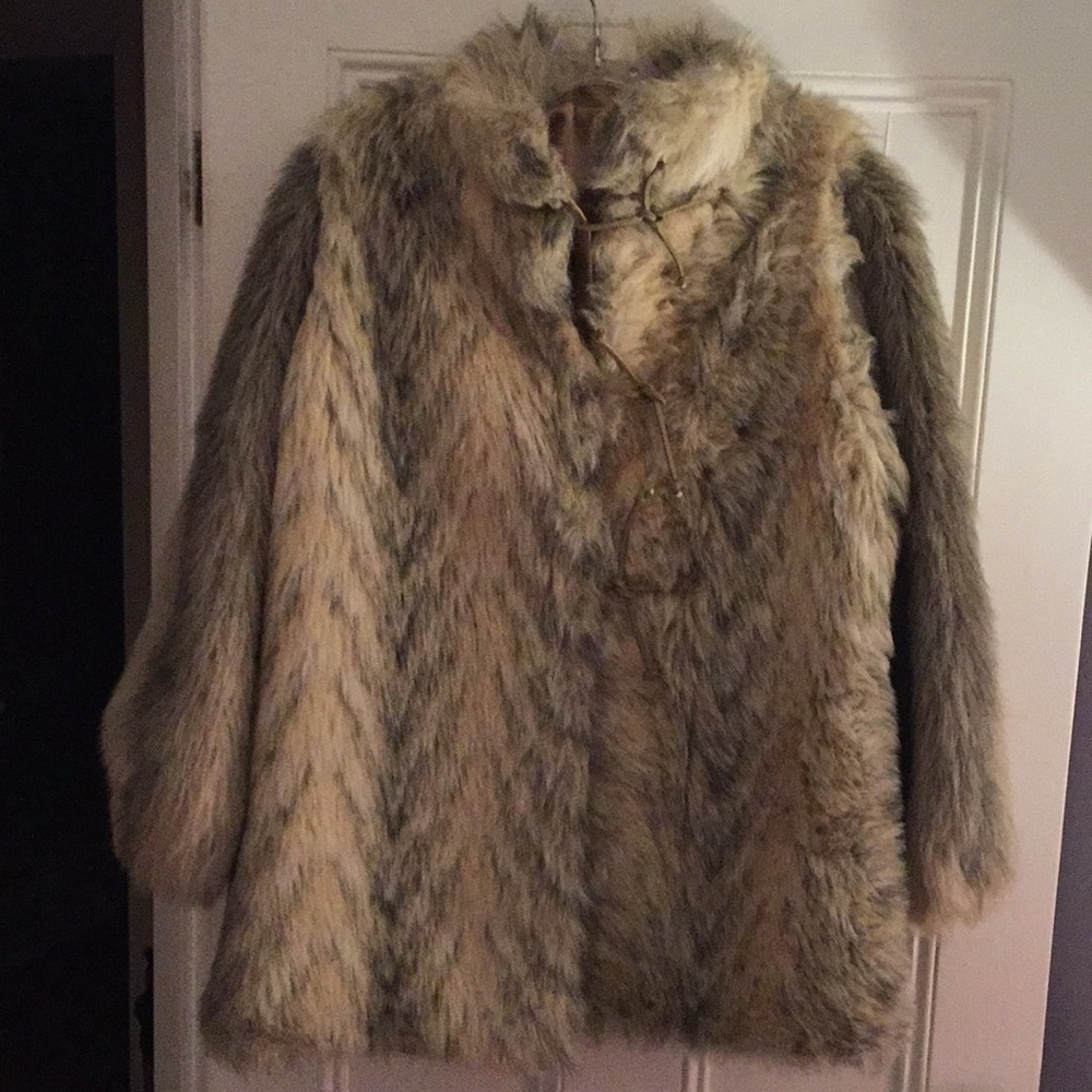 Lifestyle 80's real fur coat